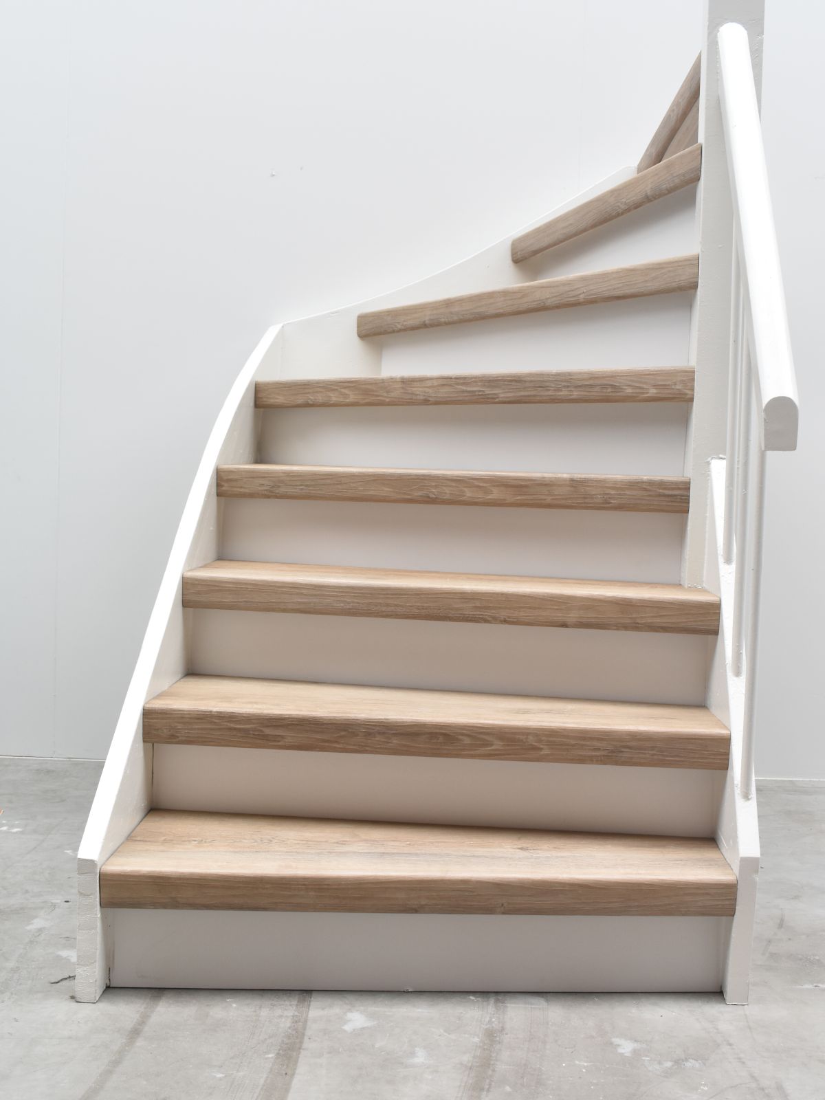 Complete traprenovatieset beige