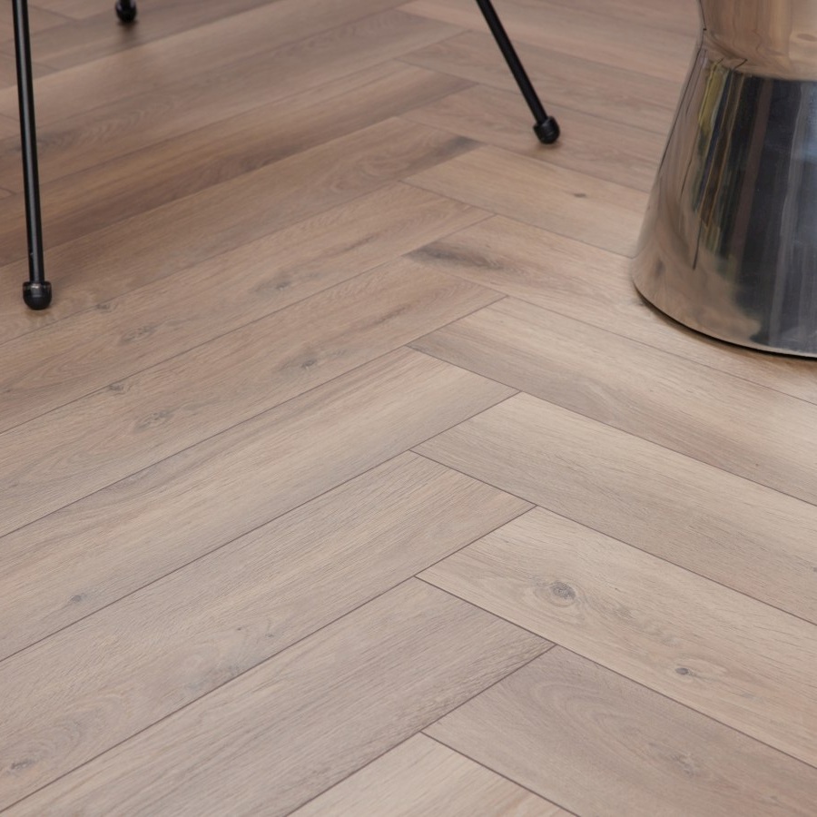 Detailfoto Puur Eiken PVC Visgraatvloer