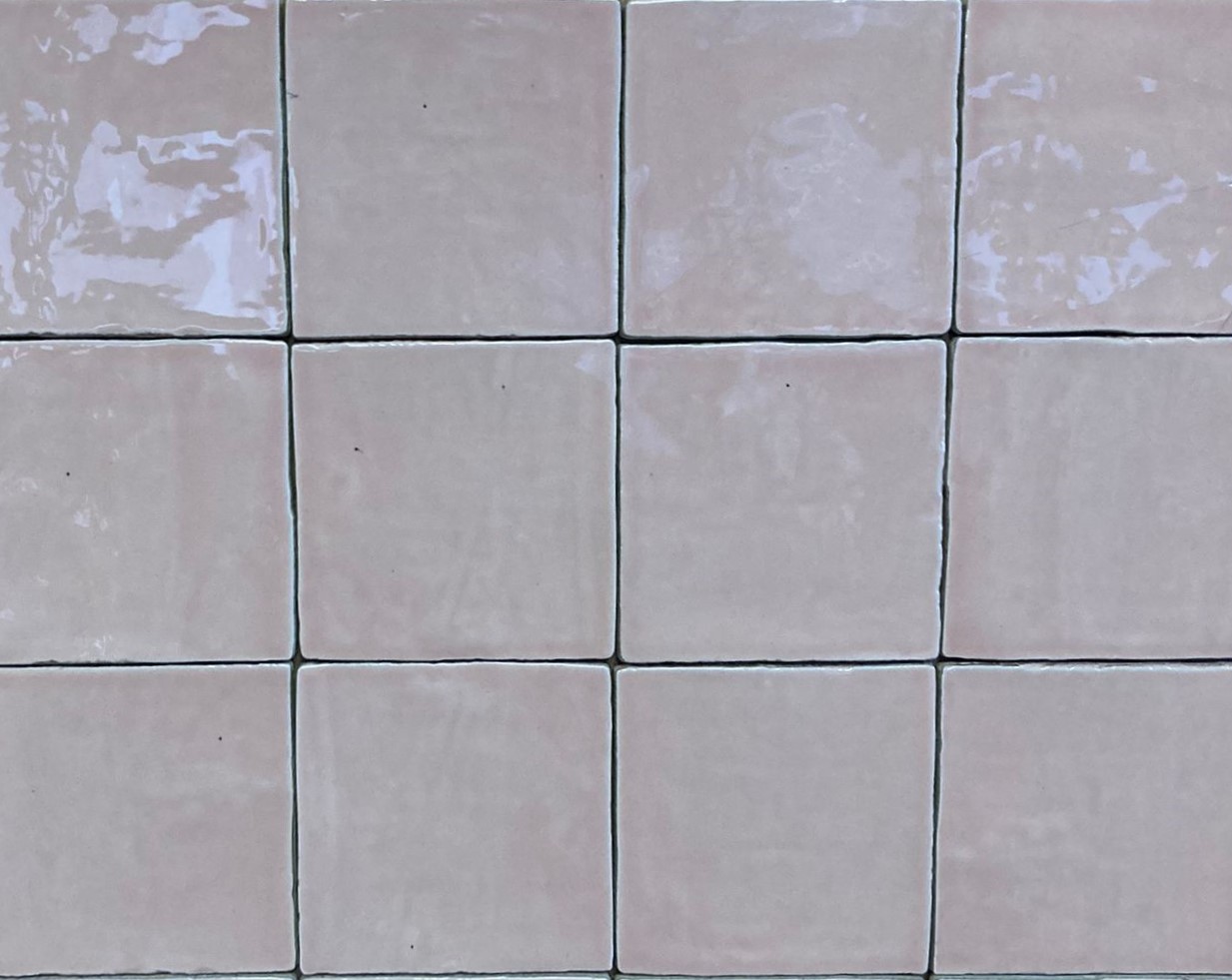Handvorm glans wandtegel 13x13 roze