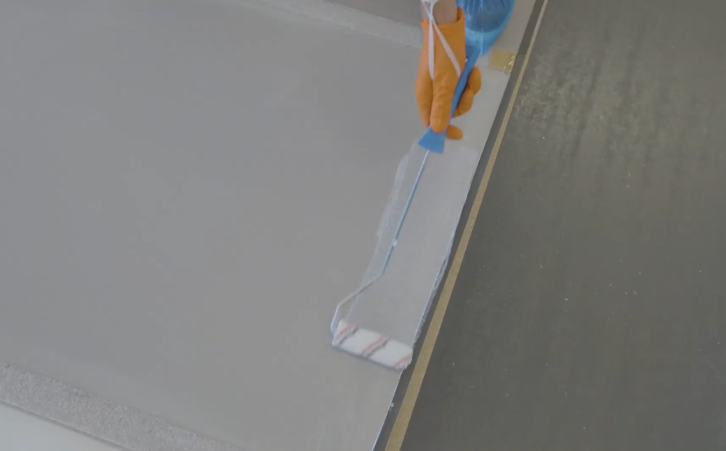 randen na rollen met de roller van 10cm