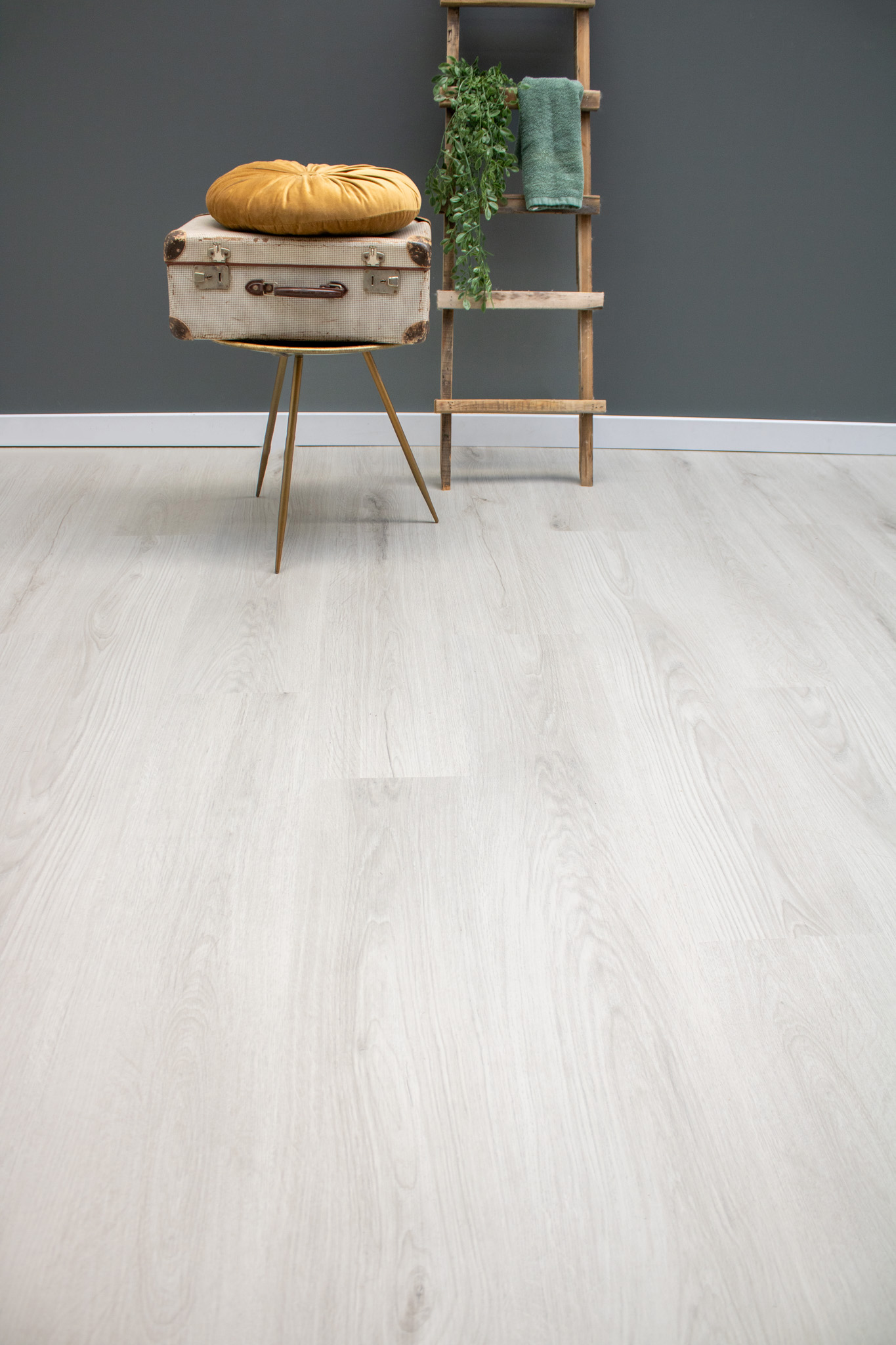 Zuiver grijs klik PVC-vloer