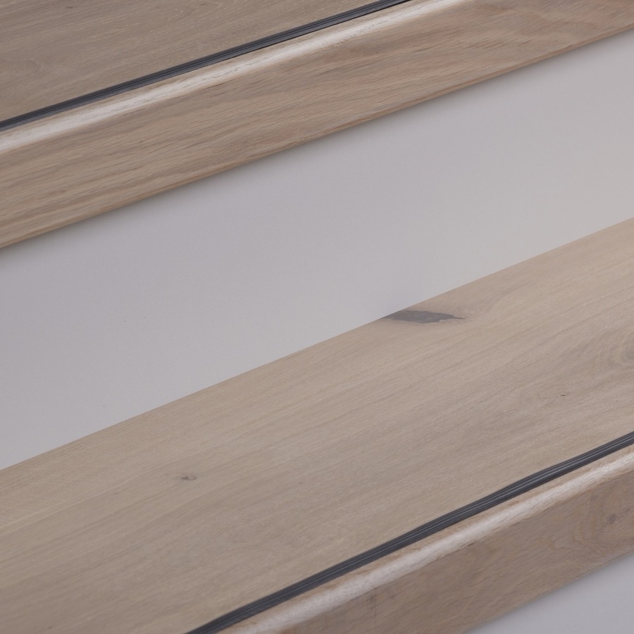 sfeerfoto-eiken-traprenovatie-whitewash-2